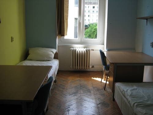 City Hostel Flora - photo 9