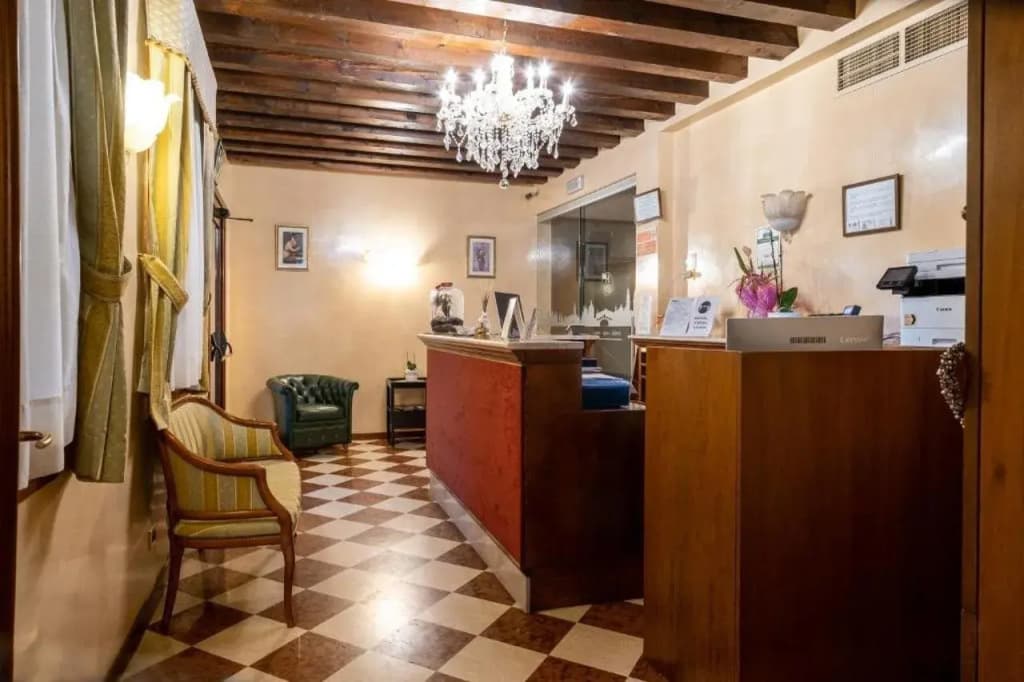 Hotel Villa Sara - photo 14