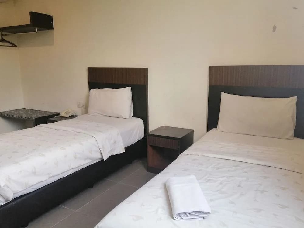 OYO 89948 Hotel Masai Utama - photo 4