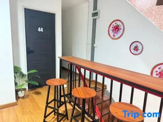 Terlyn Hostel & Cafe - photo 9