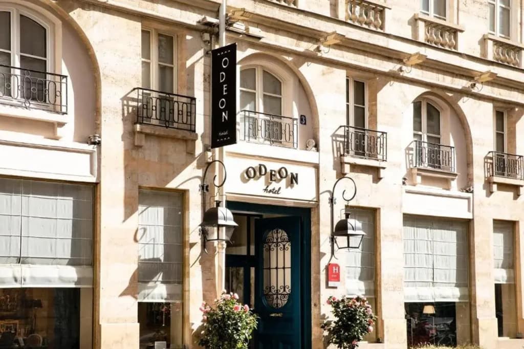 Odéon Hôtel - photo 1