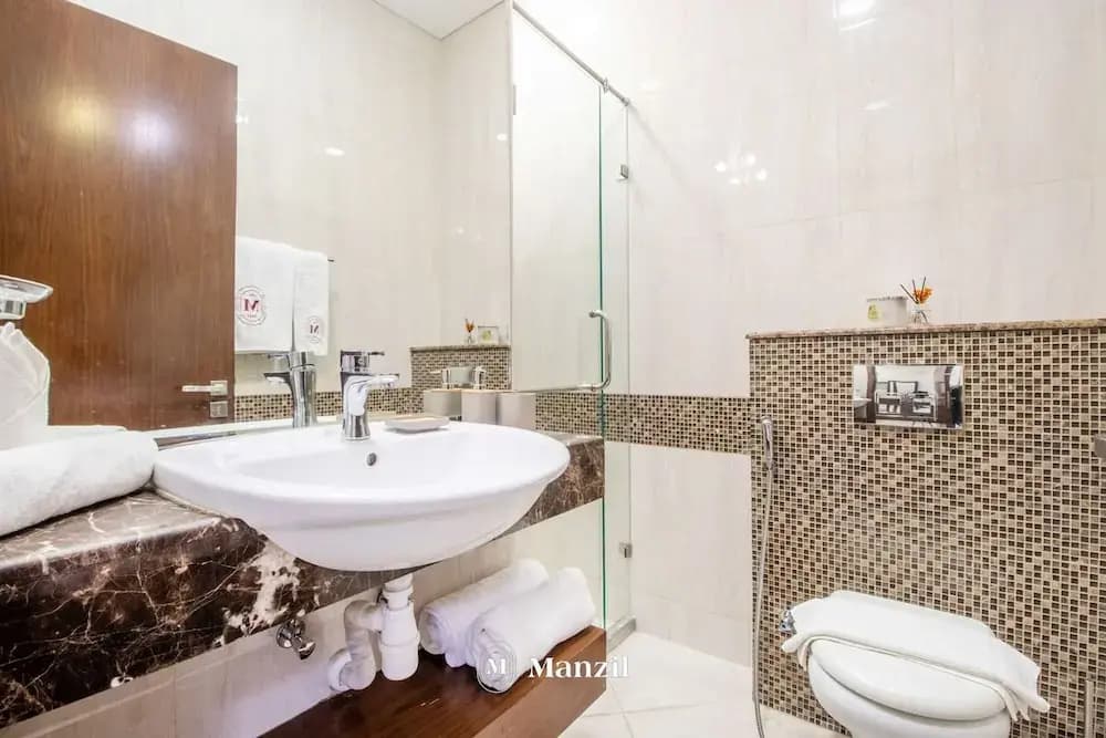 Studio in JVC w Premium Amenities Near Circle Mall - photo 7