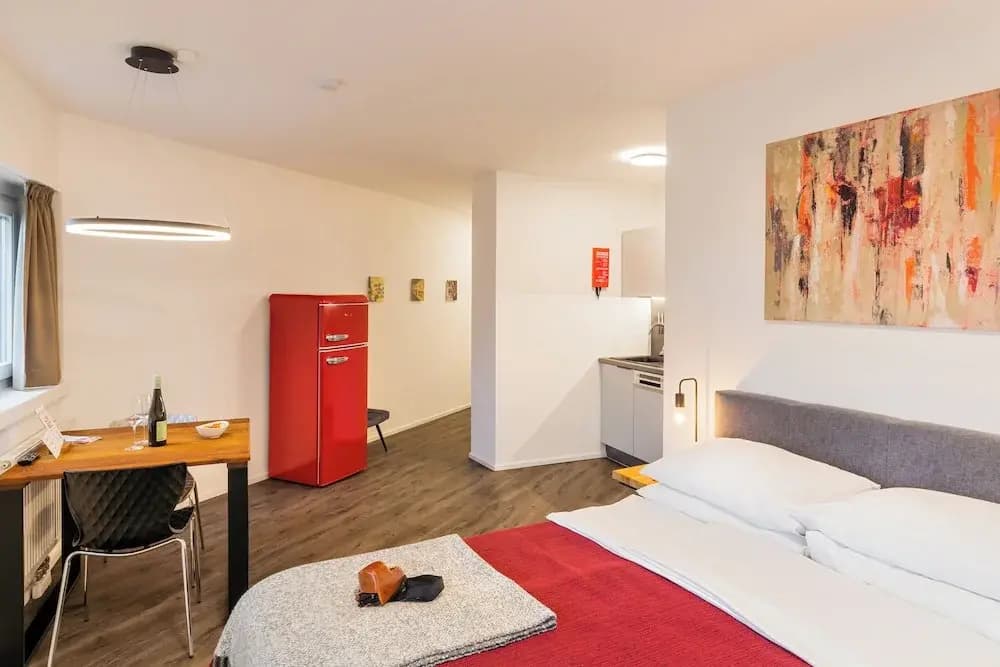URBAN ISLAND - Riverside Apartments - photo 45