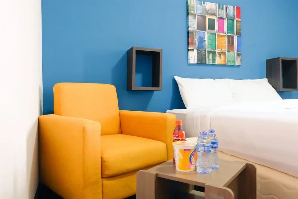 Artistic Studio Room Kebagusan City Apartement - photo 3