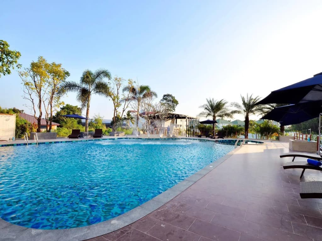 Lakkhana Poolside Resort - photo 11