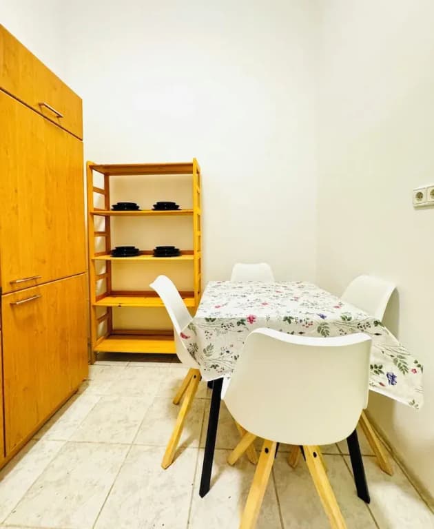 Affordable Apt Near Stadthalle - photo 7
