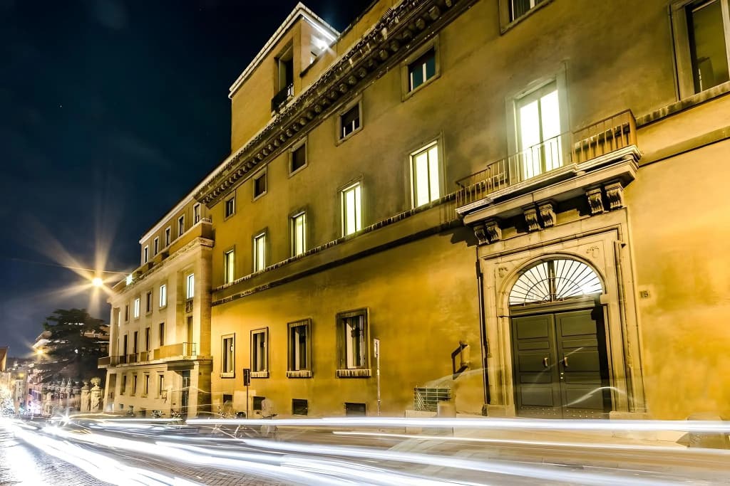 Luxury Rooms H 2000 Roma - photo 1