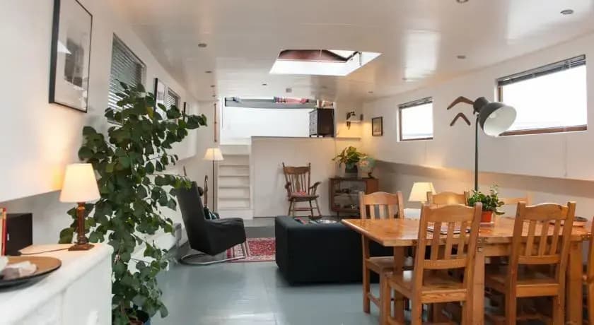 Authentic Houseboat - photo 6