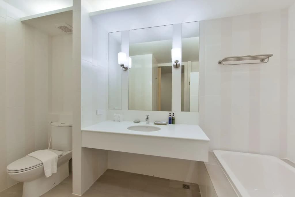 Hisea Huahin Hotel - photo 9