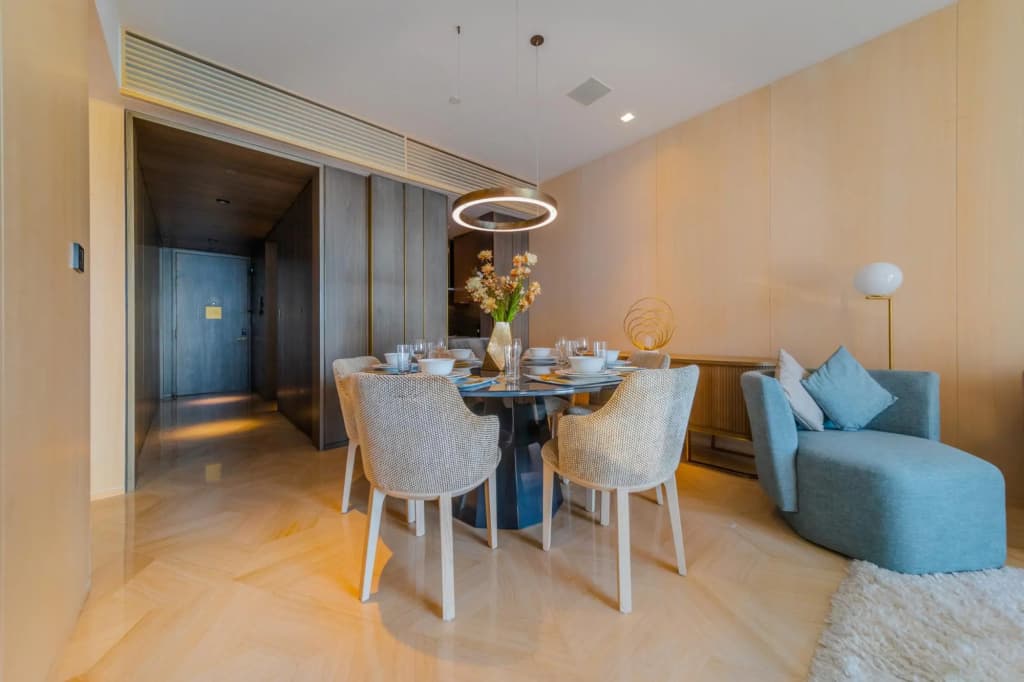 DXB - Five - 40902 - PJ - photo 5