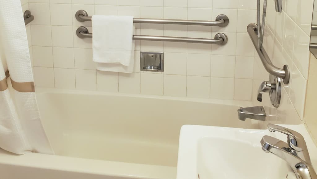 Pacific Heights Inn - photo 43