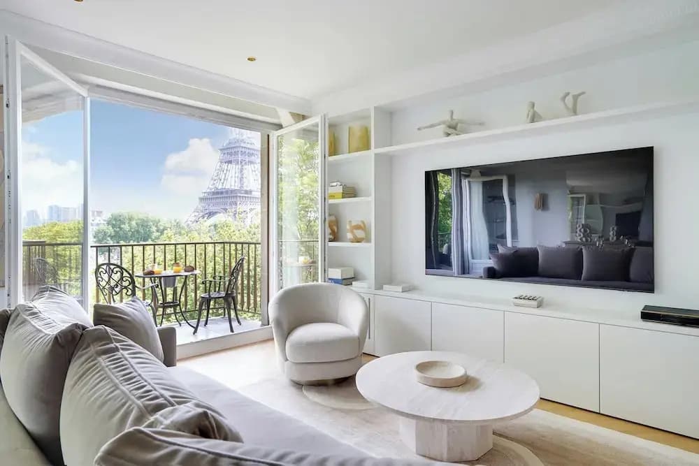 Luxurious Apartment - 2br- 6P Eiffel Tower View - photo 7