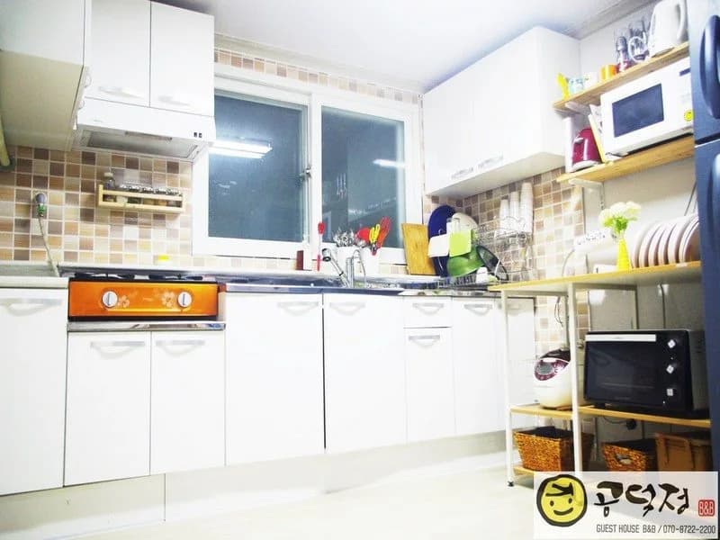 GDJ Guesthouse - Hostel - photo 12