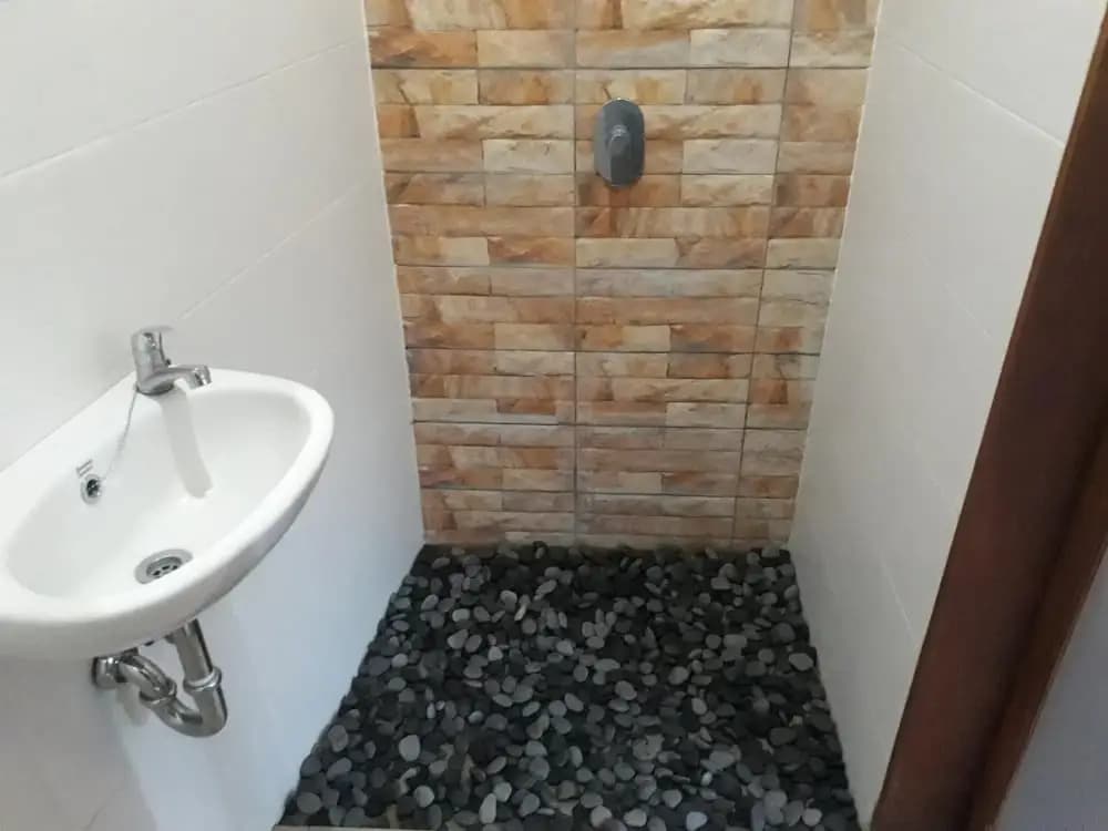 permana guesthouse - photo 6