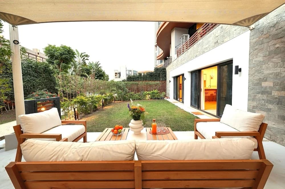 Vesta - Luxury APT - 3BR - La Mirada - photo 13