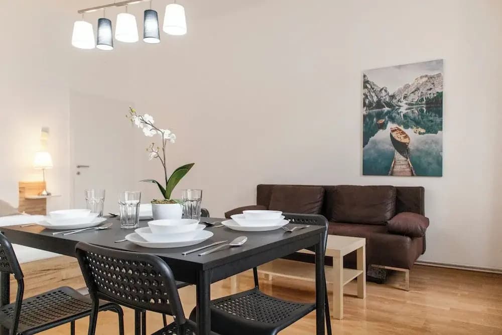 Comfy 2BR Apt Central Vienna - photo 10