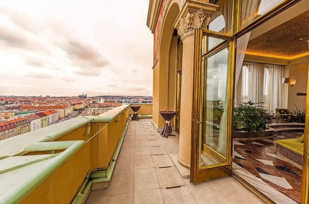 Grand Hotel International - photo 23
