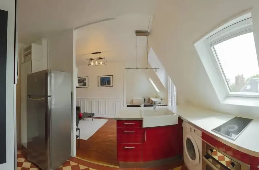 A Cozy Refuge - 18th - Mobility Lease - photo 3