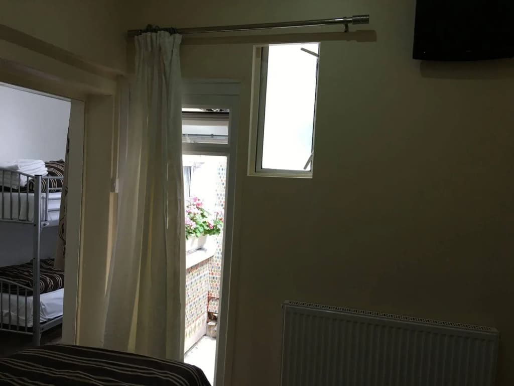 Surtees Hotel - photo 4