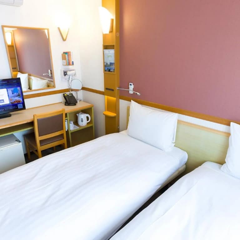 Toyoko Inn Tokyo Shinagawa Station Takanawa - photo 22