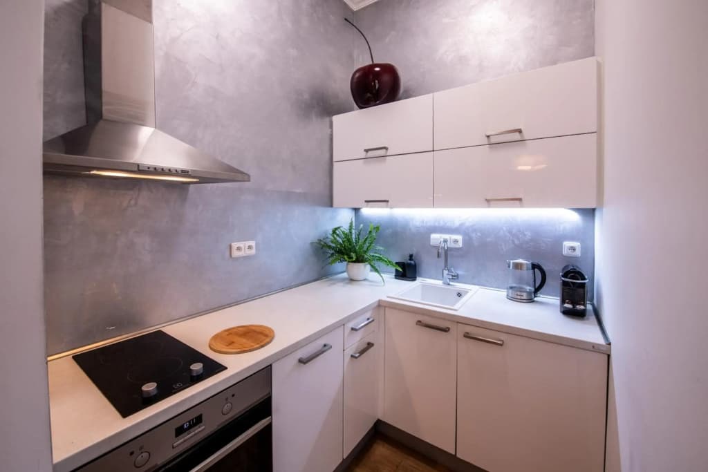 Modern Downtown APT - renovated, on ideal location - photo 16