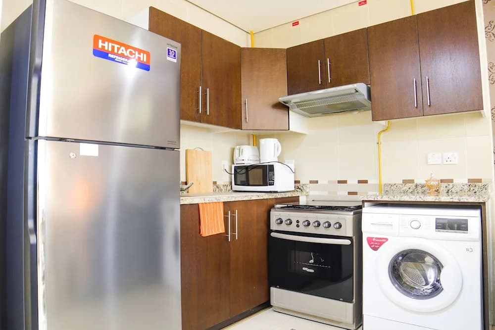 Studio Apartment in Hercules Tower - photo 6
