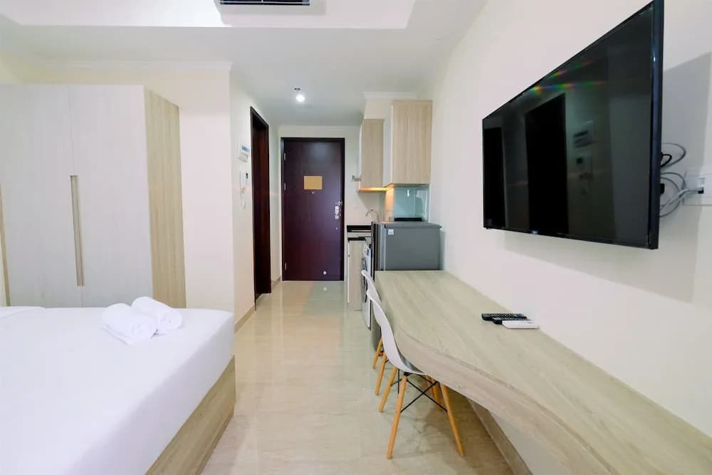 Simply Modern Studio Menteng Park Apartment - photo 14