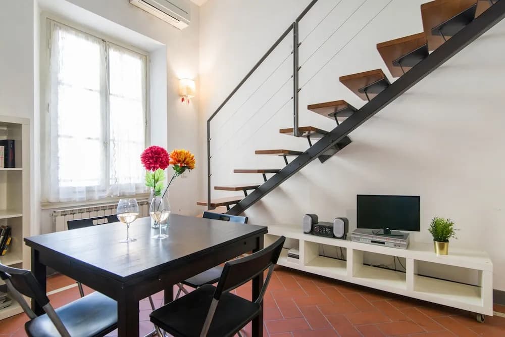 Della Scala Modern Apartment - photo 14
