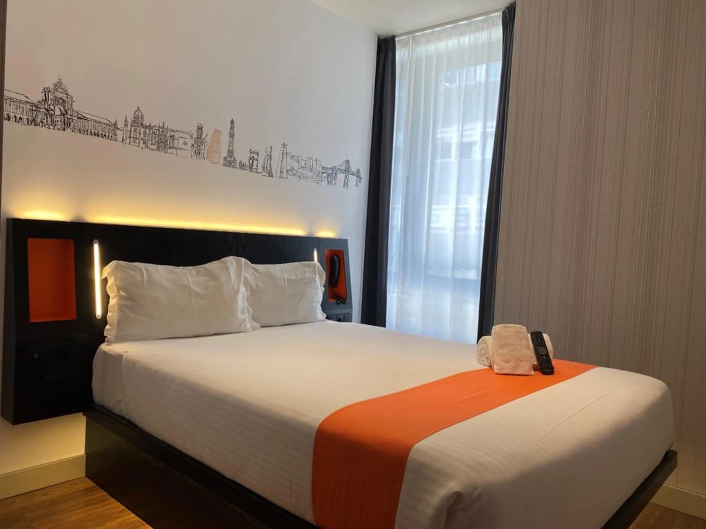 easyHotel Lisbon - photo 21