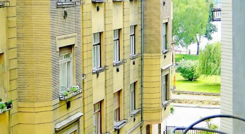 Aparthotelpest - photo 1
