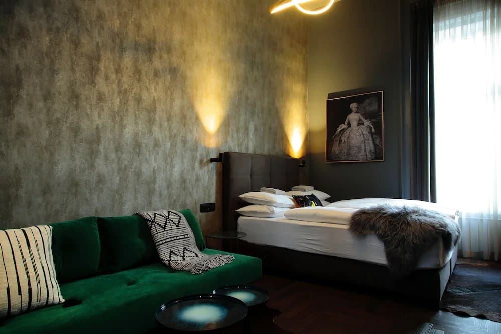 Leo Panzio Hotel - photo 4