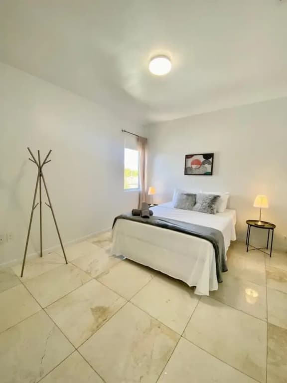 Family 3BR House W Amazing Private Pool Parking - photo 5