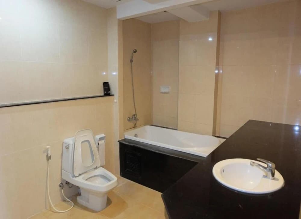 Rawai Suites Phuket - photo 8