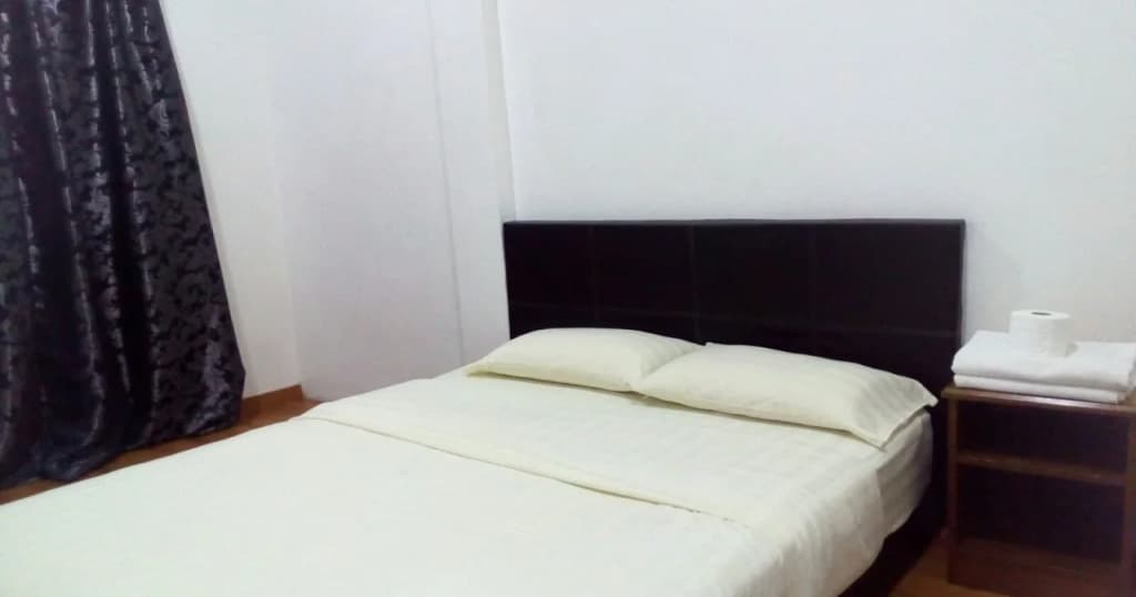 UFO Capsule Hotel - photo 5