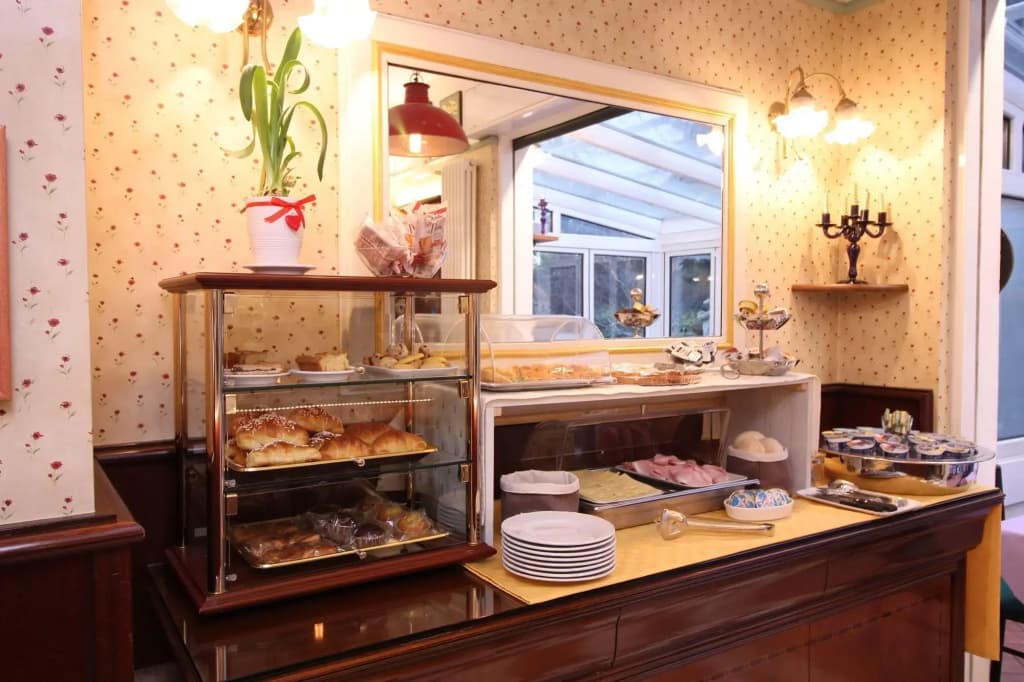Charly Hotel - photo 11