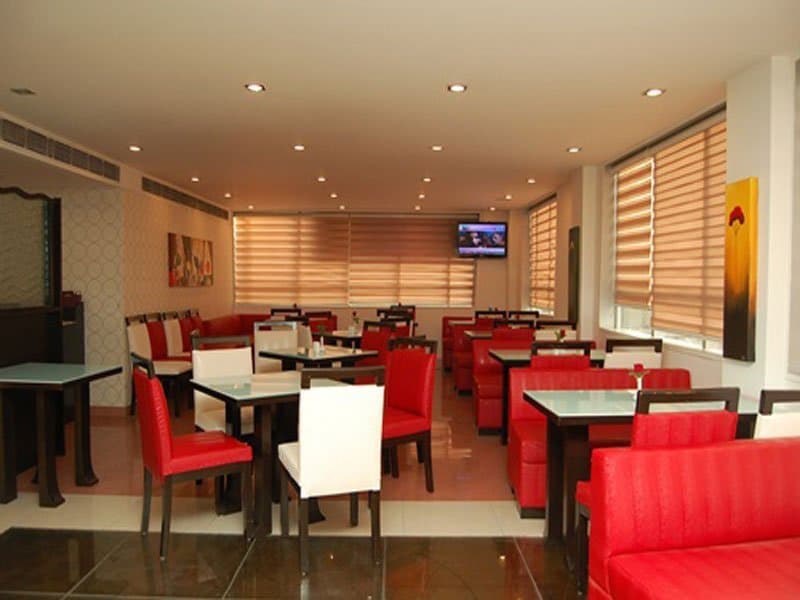 FabHotel Ramhan - Nr. Patel Nagar Metro - photo 15