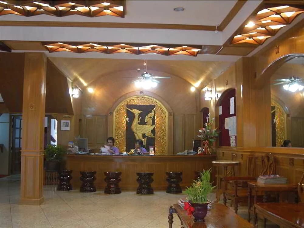 Swan Hotel Bangkok - photo 2