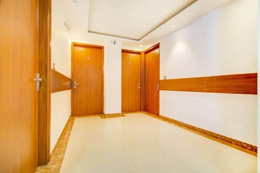 D Comfort Residency by FabHotel - photo 13