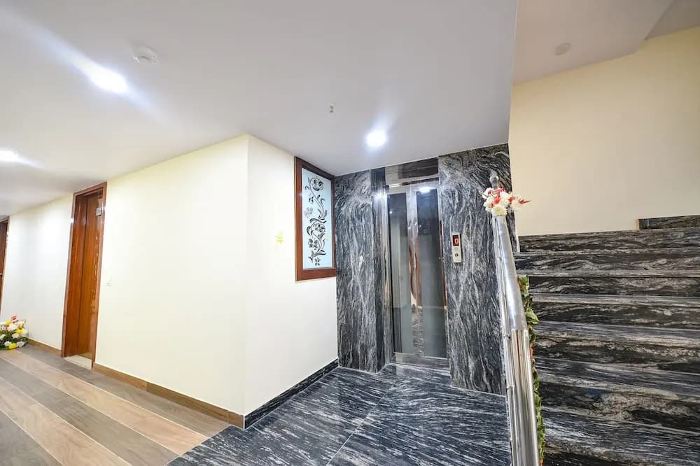 Fabhotel Mona International - photo 11
