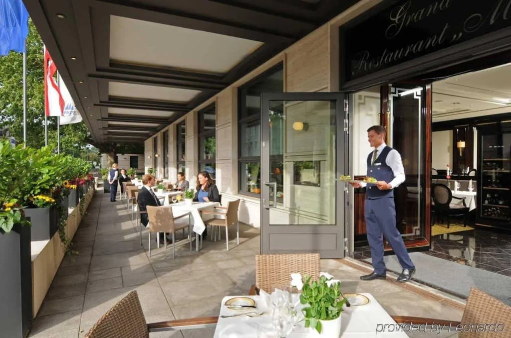 JW Marriott Hotel Berlin - photo 36