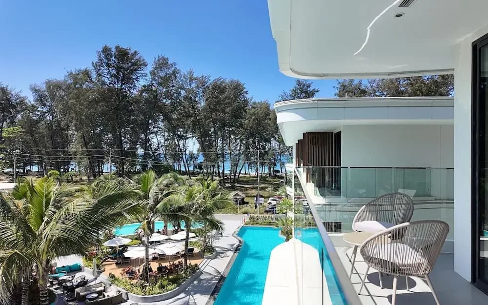 189/222 3BR Beachfront Luxe Pool Access - photo 14