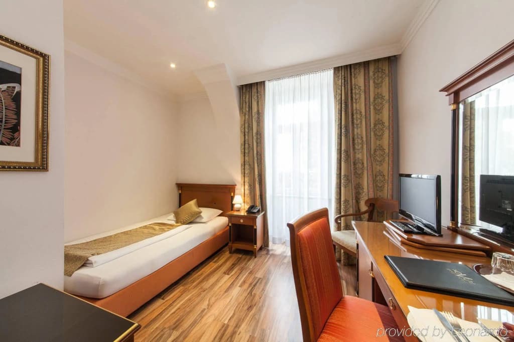 Novum Hotel Cristall Wien - photo 3