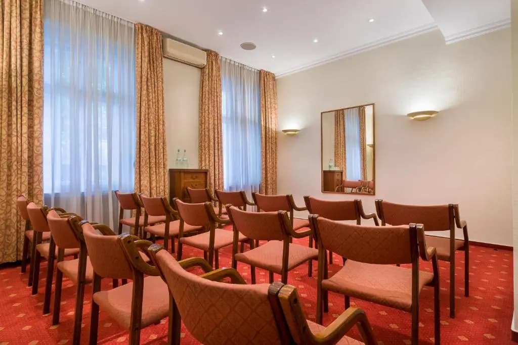 Garner Hotel Berlin Messe by IHG - photo 21
