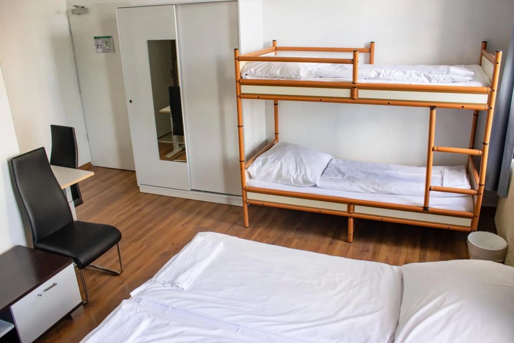 Metropol Hostel Berlin - photo 20