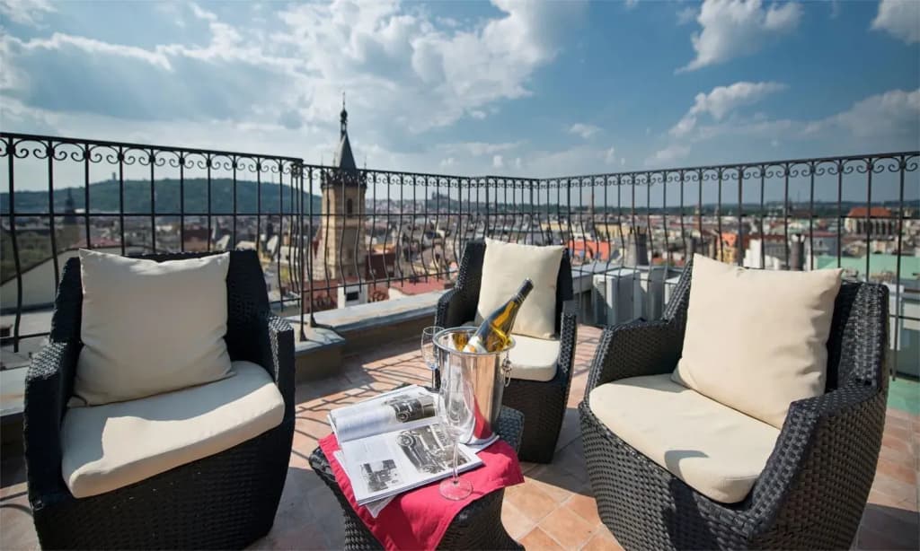Hotel Suite Home Prague - photo 8