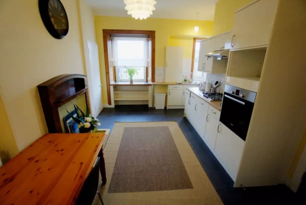 Traditional Edinburgh City Centre Flat - photo 12