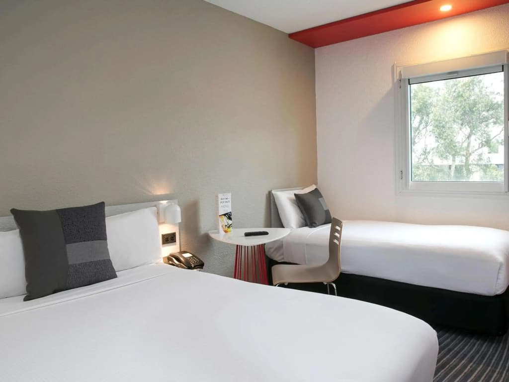 ibis Sydney Airport - photo 3
