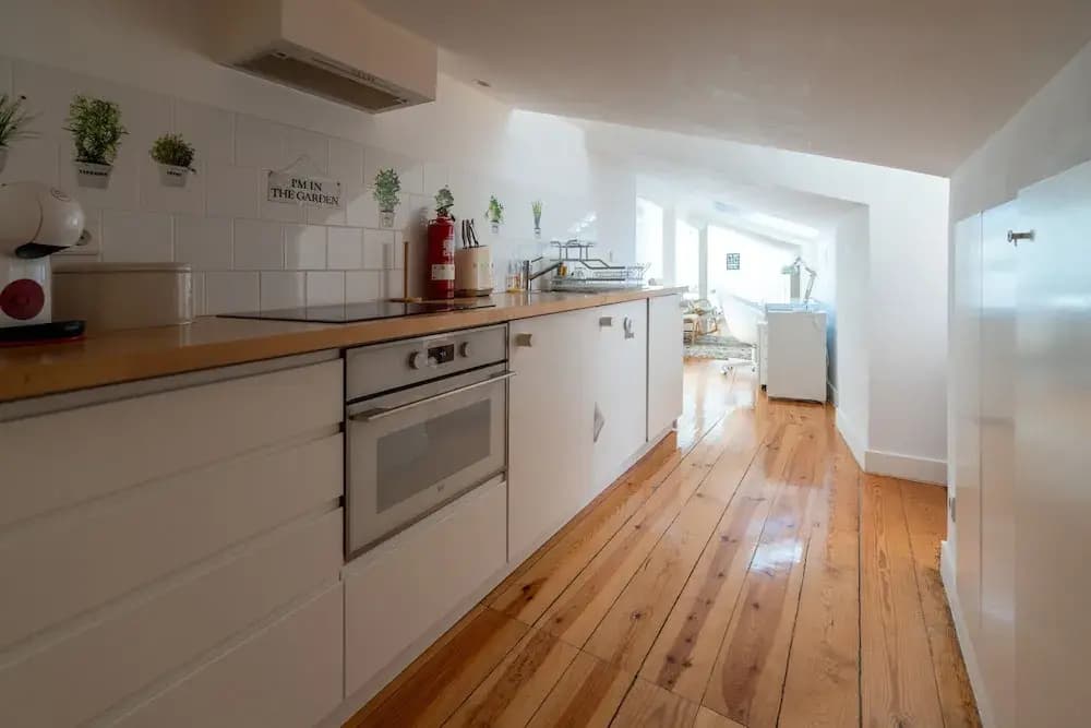 Bairro Alto Tiny Studio by Homing - photo 13