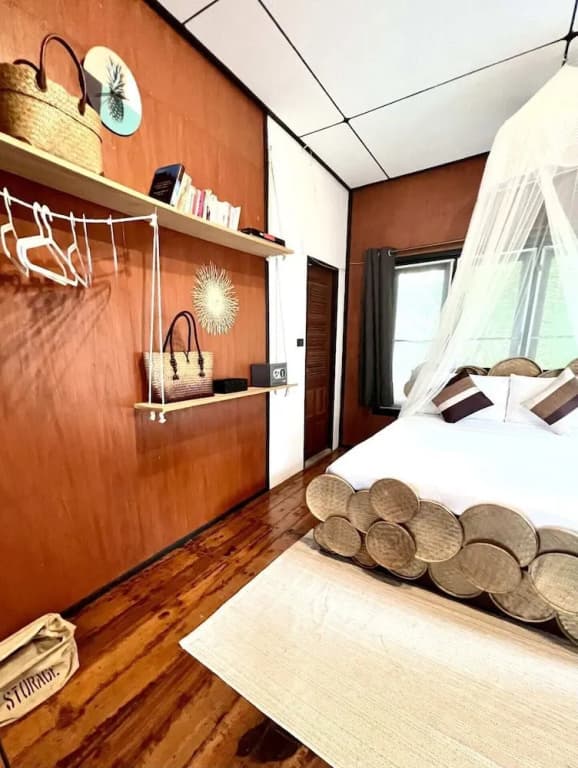 Beach Bungalow - photo 2