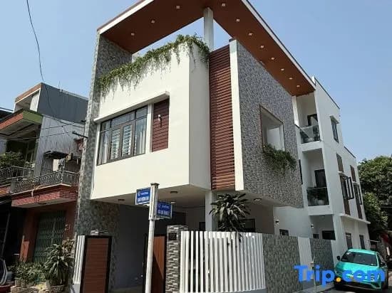 Minimalist-style mini villa in Da Nang - photo 1